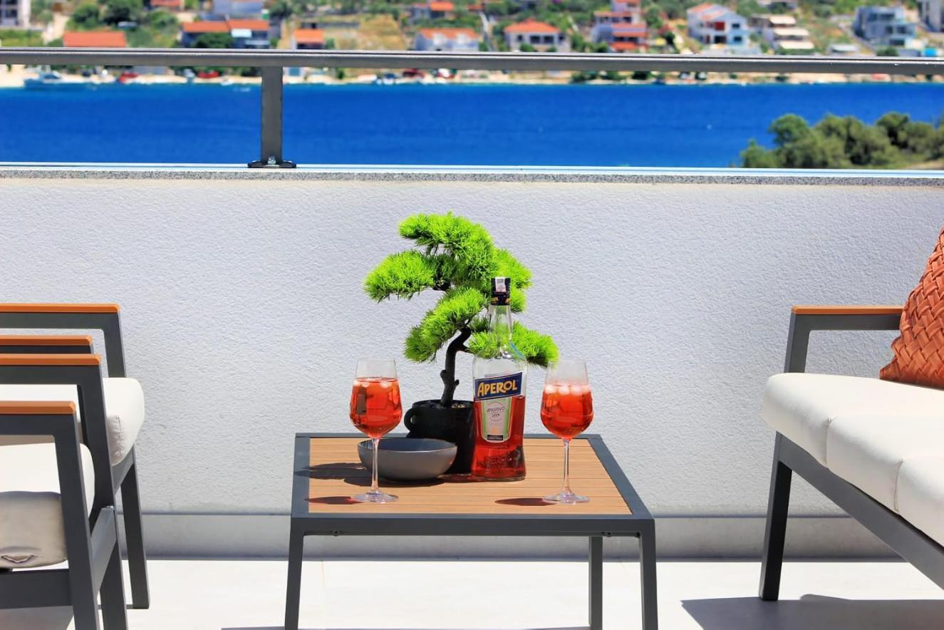Villa Dalmatian Child With Swimming Pool, Close To The Beach Vinišće Exteriör bild