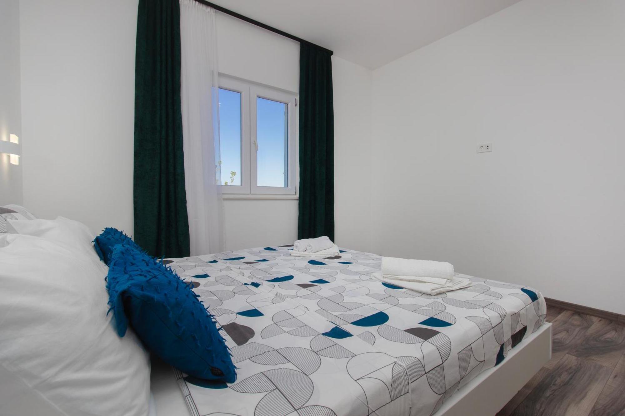 Villa Dalmatian Child With Swimming Pool, Close To The Beach Vinišće Exteriör bild